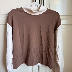 Athleta Two Tone Mock Neck. Size M.
